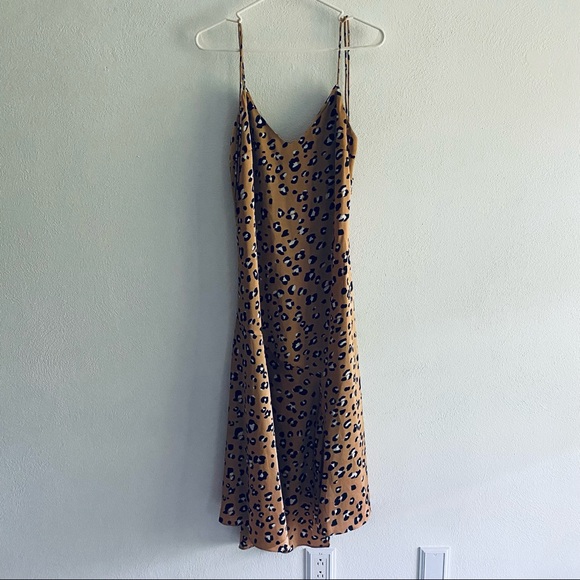NWT Forever 21 tan cheetah print midi dress - Picture 1 of 8